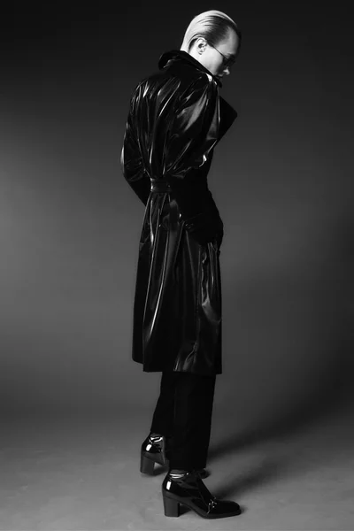Look 1